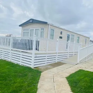 U6 Sand Le Mere Holiday Village Holiday home
